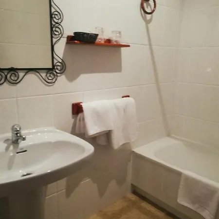 Hotel La Farola Del Mar Poo De Llanes