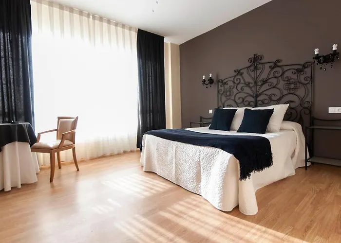 La Farola Del Mar Poo De Llanes